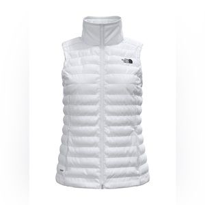 White Northface Vest. Good as new. Size XS